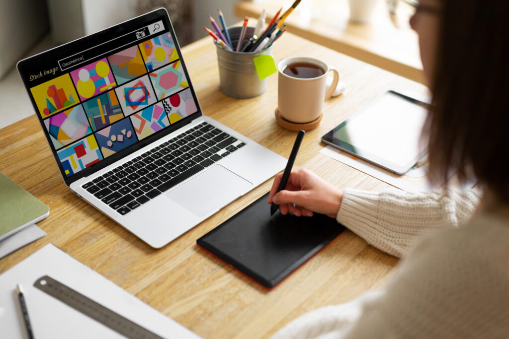 - iPic.ai - Create Beautiful Ai Art or Ai Images For Free