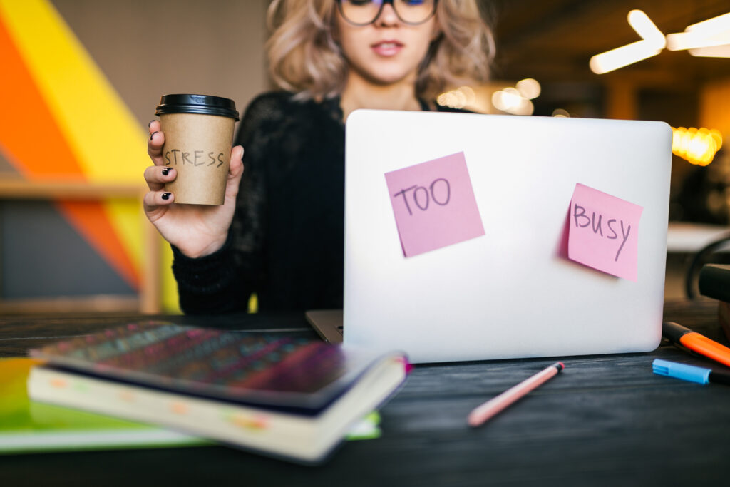 - iPic.ai - Create Beautiful Ai Art or Ai Images For Free